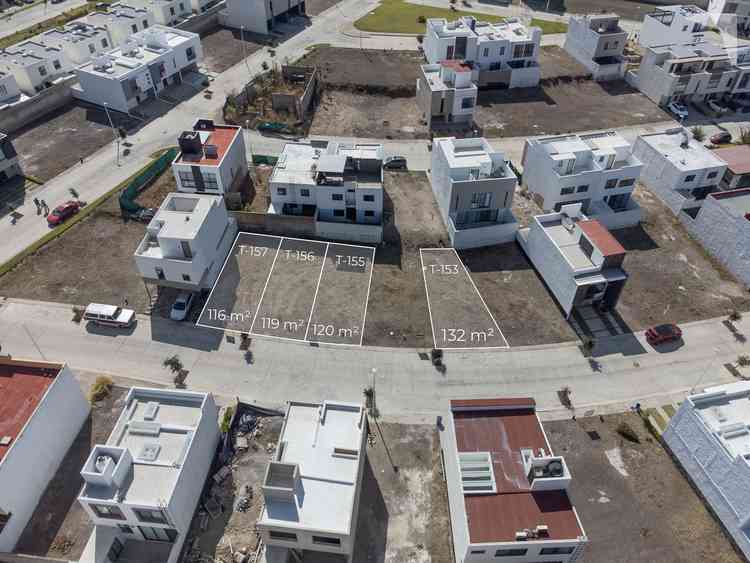 terreno en venta avenida adamar fraccionamiento adamar tlajomulco de zuniga jalisco pdkV5NT
